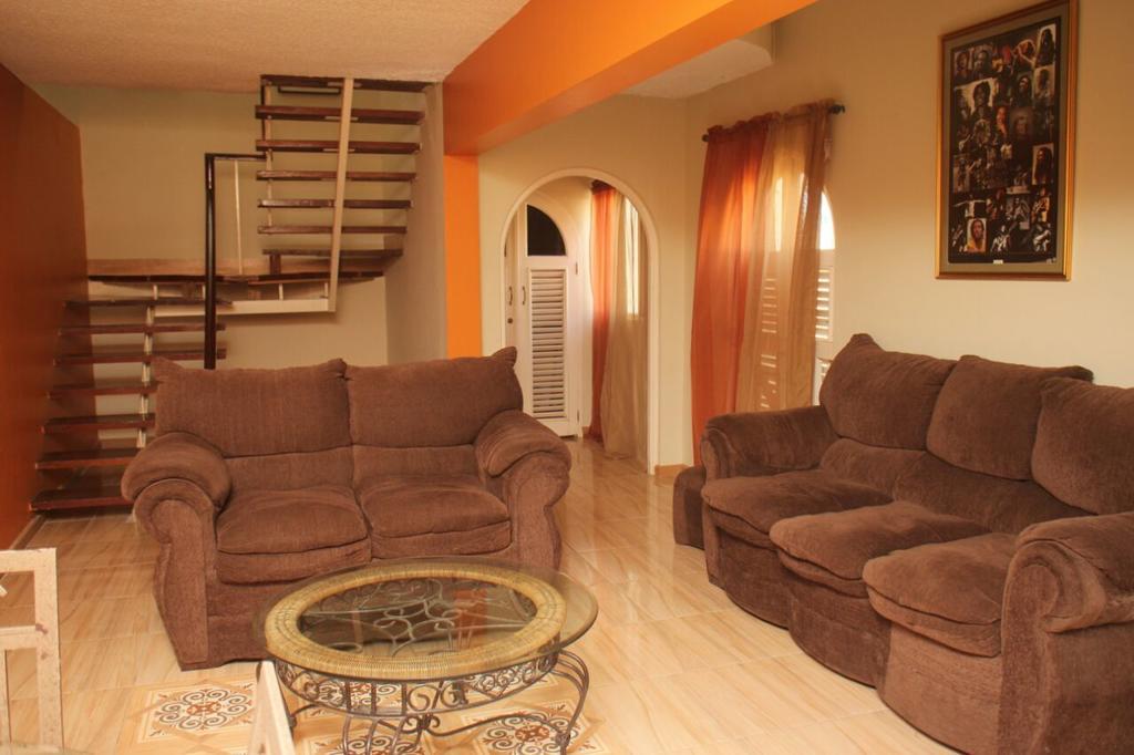 Ferienwohnung Chill On The Hill Ocho Rios Exterior foto